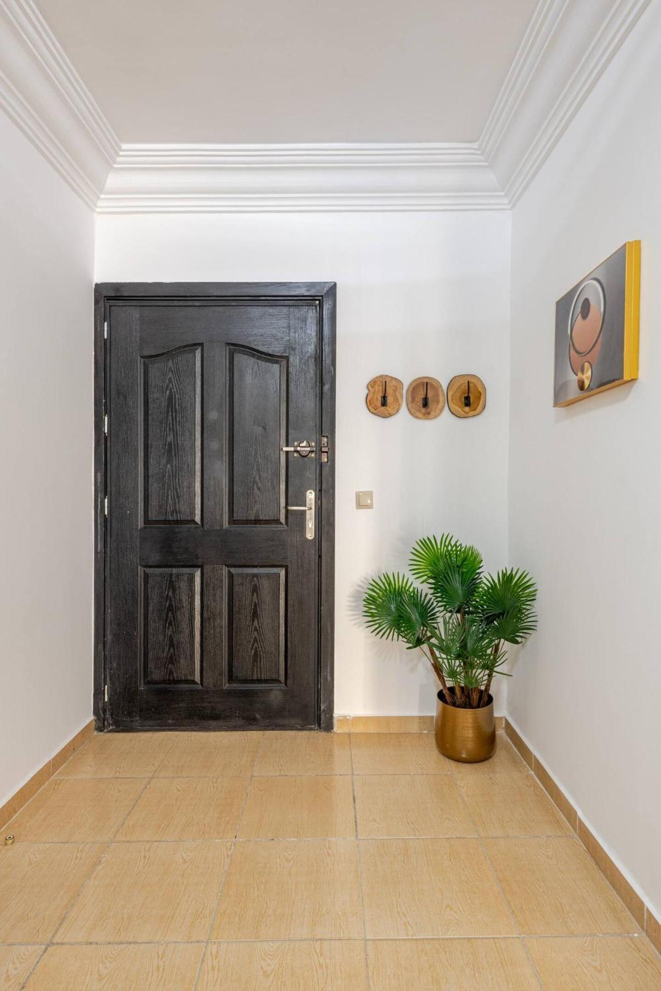 Appartement Acacia 2 Chambres Au Centre Ville Tangier Exterior photo