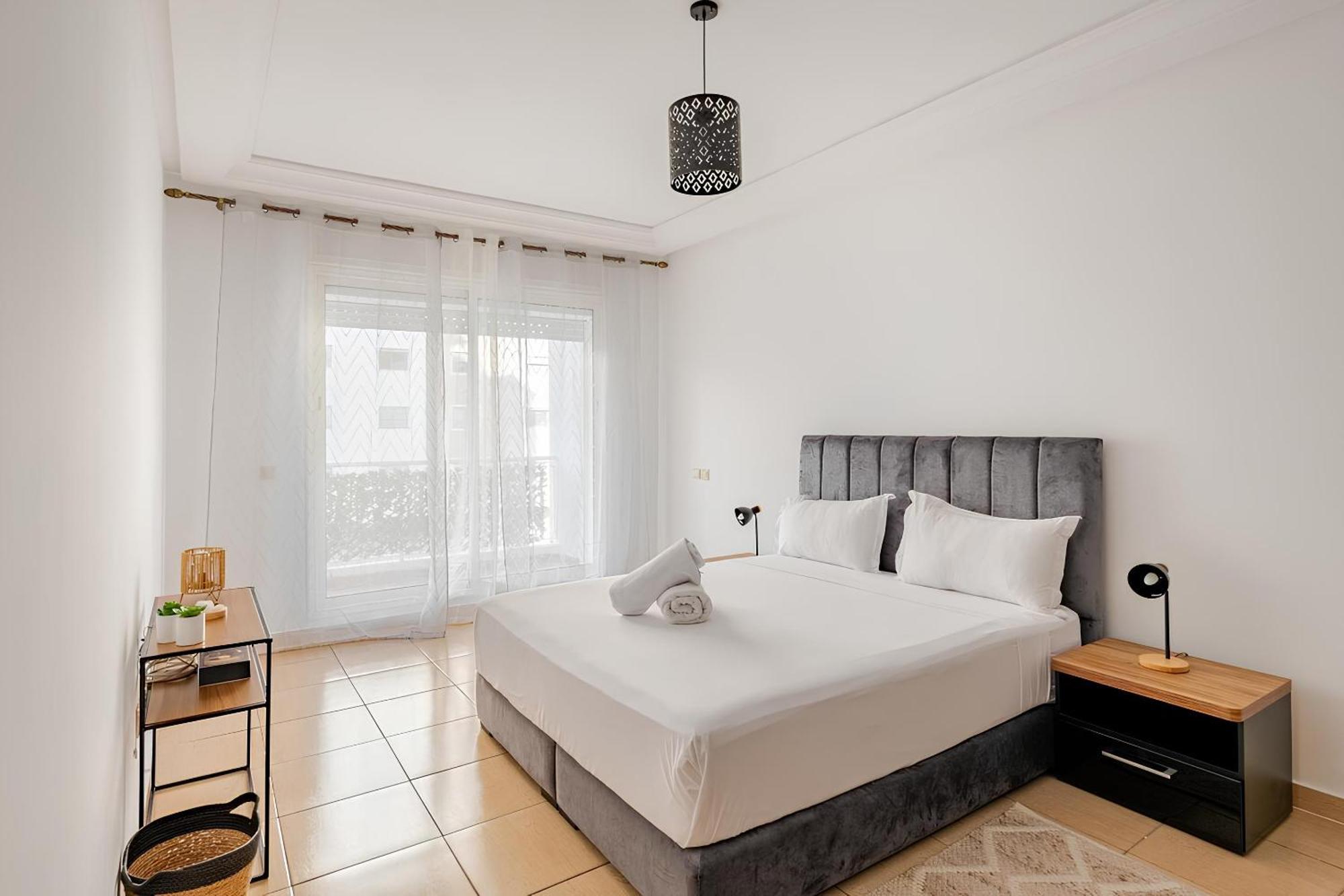 Appartement Acacia 2 Chambres Au Centre Ville Tangier Exterior photo